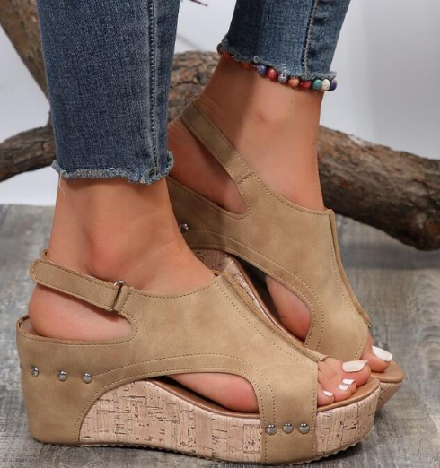 Women's Open-Toe Wedge Sandals with Studs (One Pair)